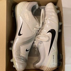 Nike Zoom Total 90 Supremacy FG Soccer Cleats